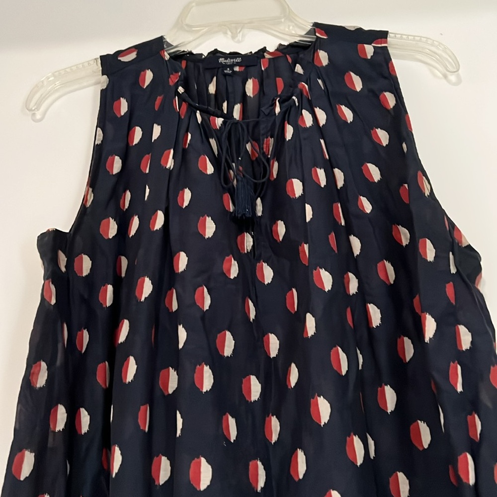 Madewell Navy and Red Ikat Dot Sleeveless Blouse Size Small